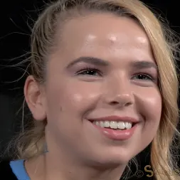 Alina West に 愛らしいかわいこAlina West strappadoがBBCで訓練されたシビアンと喉に縛られ、ディープロートを垂らす! (写真 2) Alina West に 'Insex' 愛らしいかわいこAlina West strappadoがBBCで訓練されたシビアンと喉に縛られ、ディープロートを垂らす! (サムネイル 2)