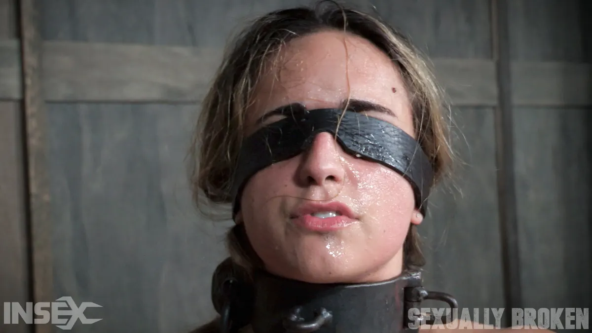 Insex 'first ever porn shoot. Brutal throat fuckings, ANAL fucking, with amazing bondage' starring Julia Waters (Photo 12)