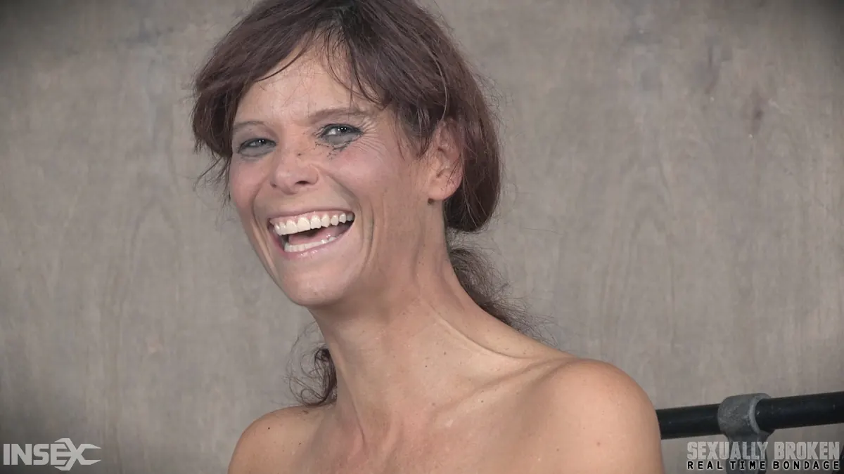 Insex 'Hot Cougar is hooded and brutally fucked while bound helpless, non-stop squirting orgams!' starring Syren De Mer (Photo 15)