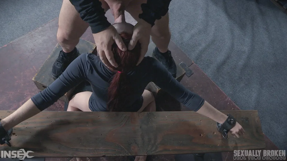 Insex 'BaRS Part 1: The warm up to one of the best live shops we have ever had. THE WARM UP!' starring Violet Monroe (Photo 5)